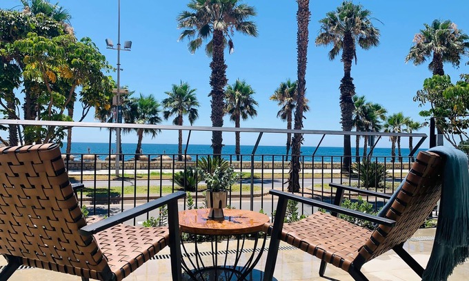 La Caleta Apartamento | (NUEVO 2022) SUITE DE LUJO EN PRIMERA LINEA DE PLAYA LA MALAGUETA CON PARKING Y VISTAS AL MAR