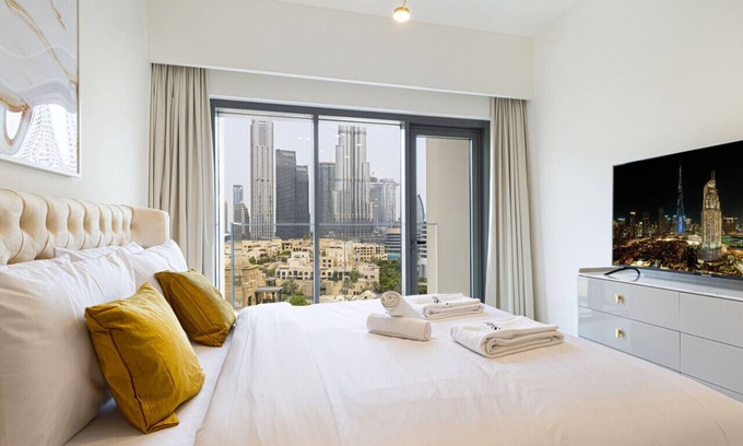Downtown Dubai Apartamento | New 2B | Burj Khalifa | Dubai Mall | 2 Pools | Gym