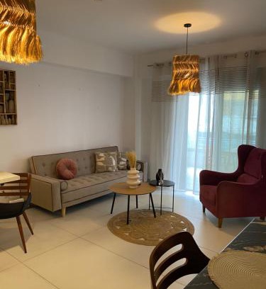 Kallithea Apartamento | NEW 2BD Aprt with Shared Rooftop Pool B3