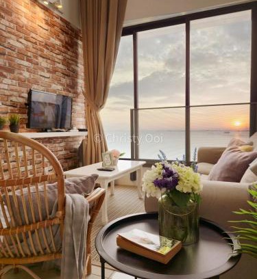Downtown George Town Apartamento | NEW 2BR Sunrise Gurney with Stunning Seaview 无敌日出海景房