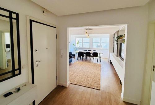 Carcavelos Apartamento | NEW 3 Bedroom Beachfront Apartment