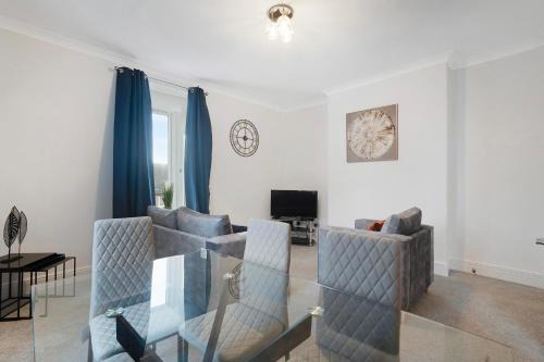 North Shields Casa | NEW! 4BR in Spencer street