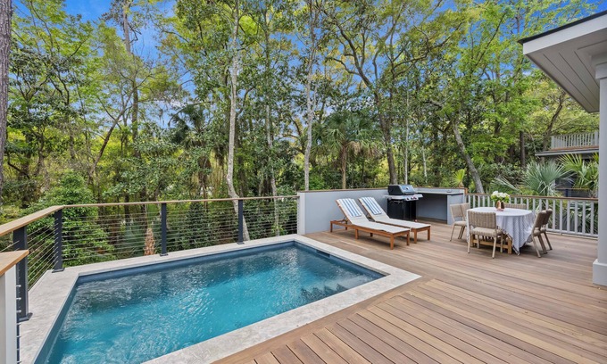 West Beach Casa | NEW 5BR West Beach Kiawah Listing with Spacious Screened Porch and Nature Views!