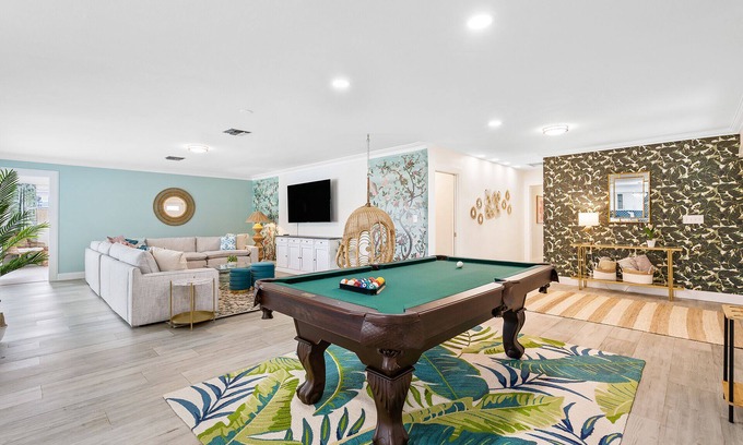 Villages of Palm Beach Lakes Casa | NEW 6BR Beach Resort-Style Game House! Heated Pool