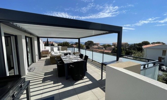 Saint-Aygulf Apartamento | Nuevo apartamento con aire acondicionado, espíritu de la casa en el techo con vista al mar