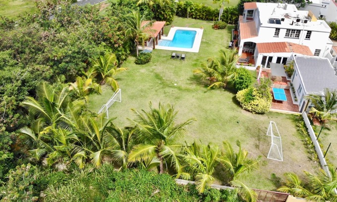 Luquillo Casa | NEW! AMAZING HOME RAINFOREST AND LUQUILLO BEACH 16 GUESTS