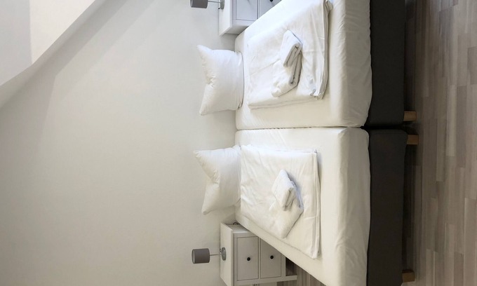 Bad Homburg v.d. Hoehe Apartamento | Apartamento nuevo para 5 personas.