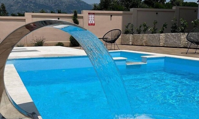 Utjeha Hladna Uvala Apartamento | Apartment Complex with Pool in Bar, Montenegro / NEW! Apartment 2 with Pool in Bar, Montenegro