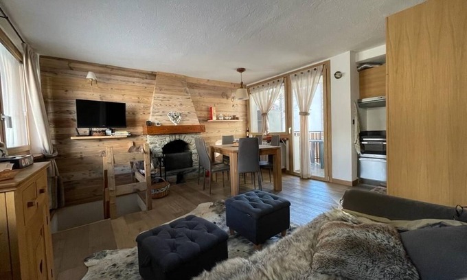 Courmayeur Apartamento | NUEVO APARTAMENTO COURMAYEUR - CENTRO