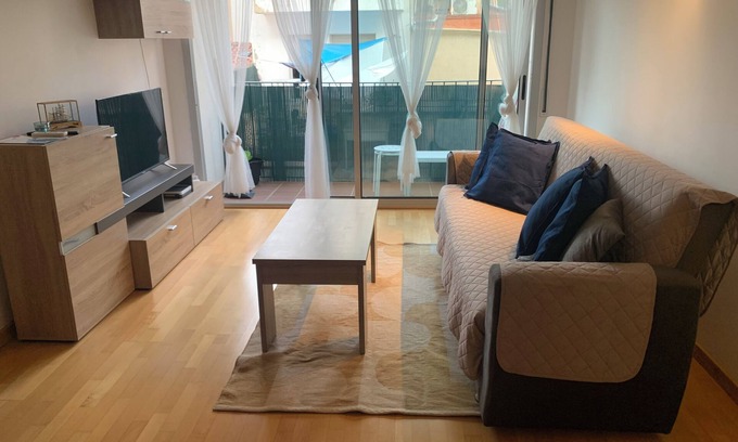 Calella Apartamento | Apartamento Nuevo en Centro Barcelona-Calella