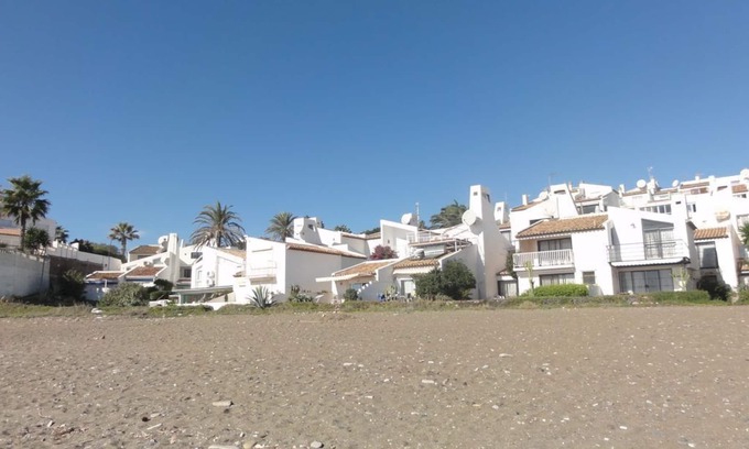 Bahia Dorada Apartamento | New - Apartment Sol - LUXURY SEA VIEW FREE WIFI, A/C, SAT TV, POOL
