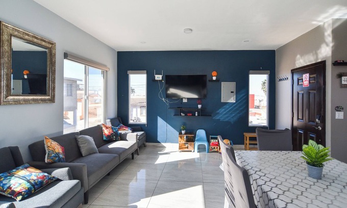 Ensenada Apartamento | New apartment with rooftop for 6 near Costco and avenida reforma