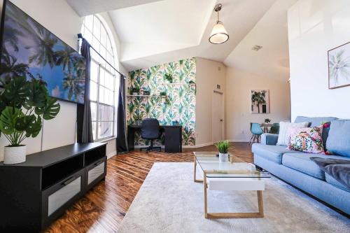 Buena Ventura Lakes Apartamento | New APT 15Min Drive Disney and Airport - Parks KingBed Pets