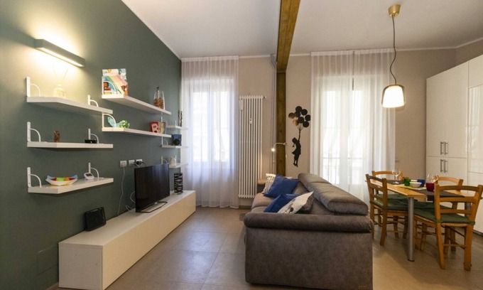 San Donato - Campidoglio Apartamento | NEW! Apt x4 a 1km from Don Bosco Bus Station!