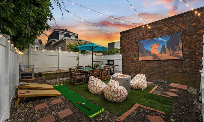 East Somerville Casa | New! Backyard Oasis Free parking GameRoom Min to T
