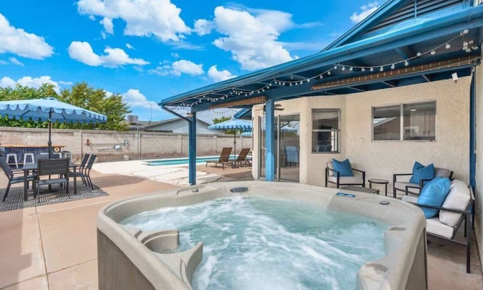 East Mesa Casa | *NEW* Backyard Oasis! Heated Pool, Spa, Mini Golf!