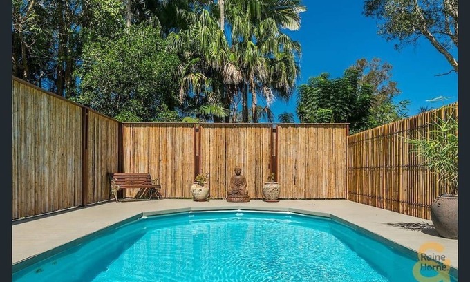 South Golden Beach Casa | ¡NUEVO! North Byron Balinese Surf delicia con piscina - Se aceptan mascotas