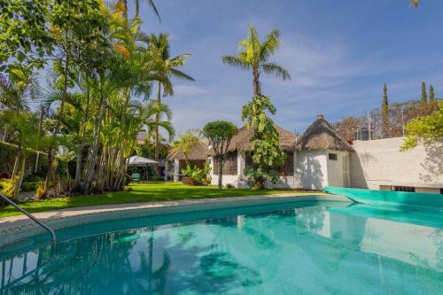 Chiconcuac Apartamento | NEW Bamboo Villa Palma Pool and Rest