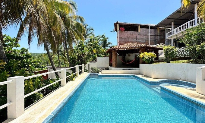 Playa San Diego Casa | [New!] Big Beach House with Ocean View and Easy Access to the Beach!