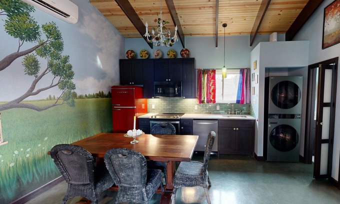 Capital View Cabaña | New Boho Hillcrest cottage, fully furnished, month minimum