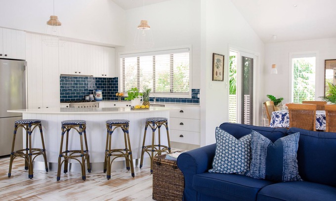 New Brighton Apartamento | New Brighton Beach House - walk to beach