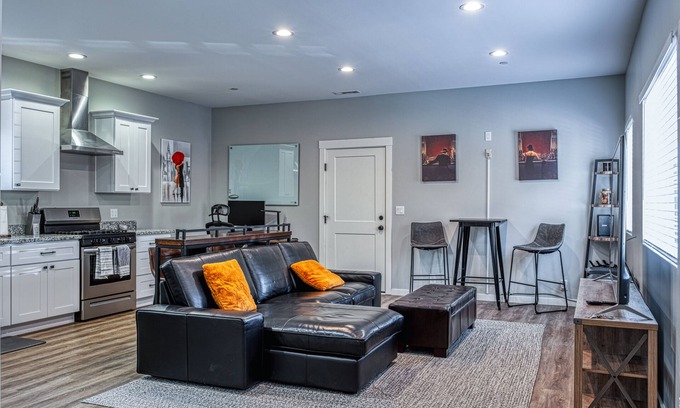 Vine Hill Casa | New build (2020) 2 BED 2 BATH near Martinez downtown