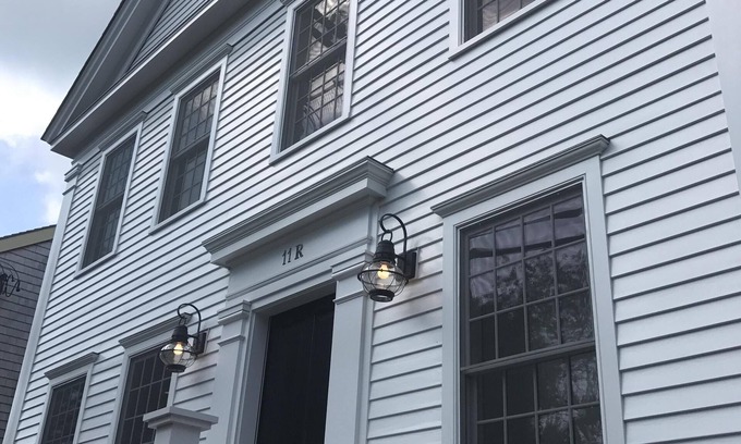 Nantucket Town Casa | Nueva construcción: a pocos pasos de la ciudad