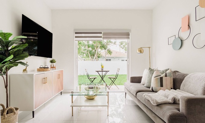 West Little River Casa | NEW BUILD! Luxury 3 Bedroom / 2 Bathroom Private Clean Home - MIAMI☀️🏝