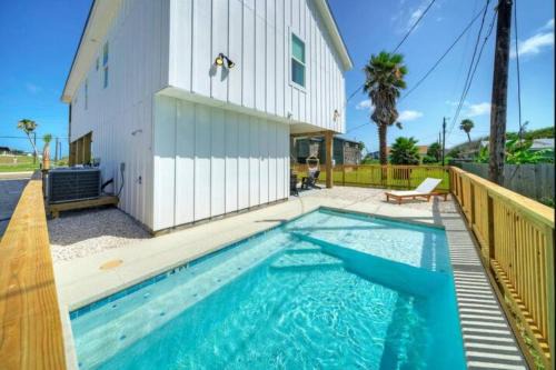 Shibui Sands Casa | New Build Priv Pool Firepit Walk to the Beach Alright Alright by AvantStay