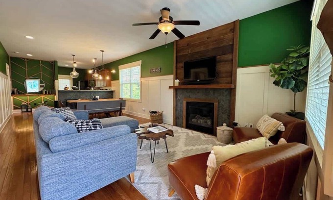 Swannanoa Casa | NEW: Byrd Bungalow - Luxury Home, Epic Views, Prime Spot