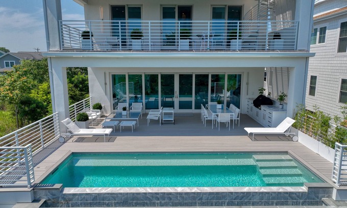 Lewes Casa | NEW! CASA BLANCO A Modern Sanctuary @ Lewes Beach + Canal + Historic Downtown