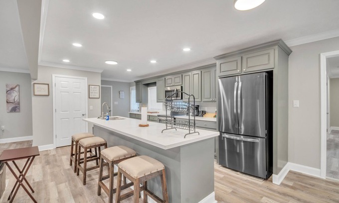 Clinton Casa | NEW! Charming Southern Retreat Near Historic Downtown
