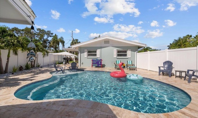 Indian Rocks Beach Casa | New Coastal Indian Rocks Beach Oasis | Heated Pool
