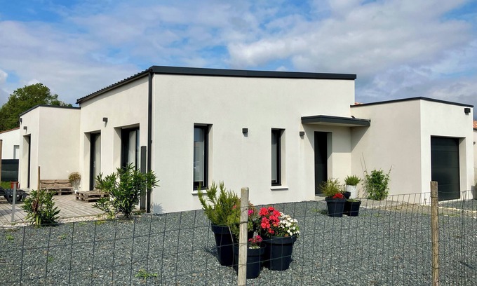 Saint-Jean-de-Monts Casa | New, comfortable house 10 minutes from the beach