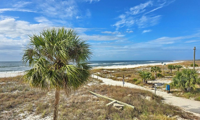 Mexico Beach Casa | New Construction, Beachfront Views, Multiple Living Areas, Pet-Friendly
