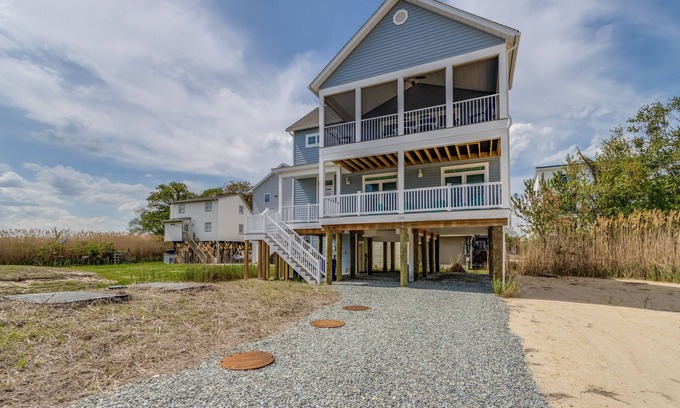 Broadkill Beach Casa | New Construction! Pet friendly, steps to the beach and water views