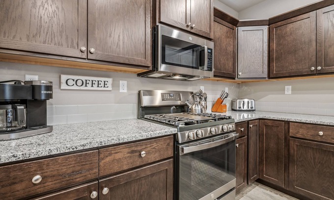 Ponderay Cabaña | New Cottage Near Downtown Sandpoint, Beach & Skiing #108