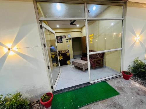 Varanasi Casa | New divine inn