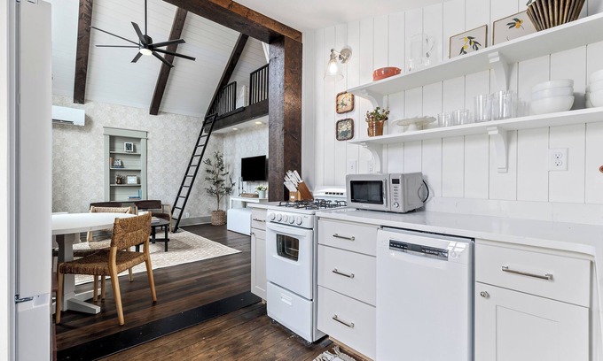 Rapid City Cabaña | New Downtown Cottage