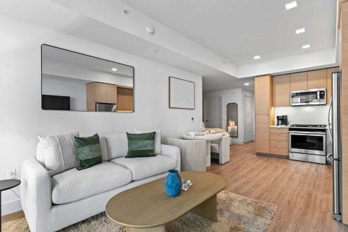 Civic Core Apartamento | NEW Downtown Luxe King Suite with Sauna & Pool Access