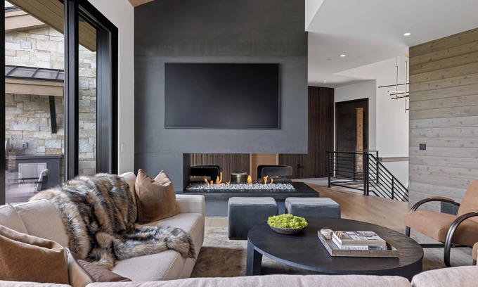 Empire Pass Casa | New Empire Pass 7BR Deer Valley Luxury Home - Theatre, Hot Tub, Fitness & Views