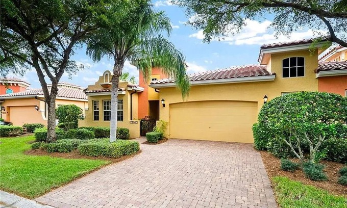 Estero Villa | NEW! Enjoy Resort-style living in this 3-bedroom villa in adorable Estero.