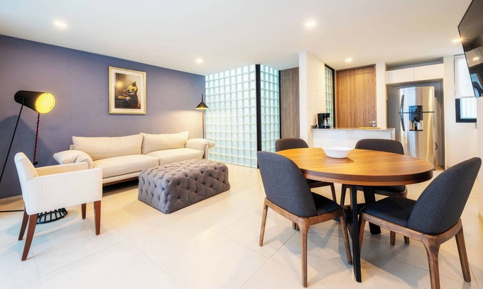 Coyoacan Condominio | NEW Equipped Condo w/GYM & Roof
