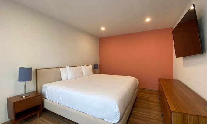 Coyoacan Condominio | NEW Equipped Condo w/GYM & Roof