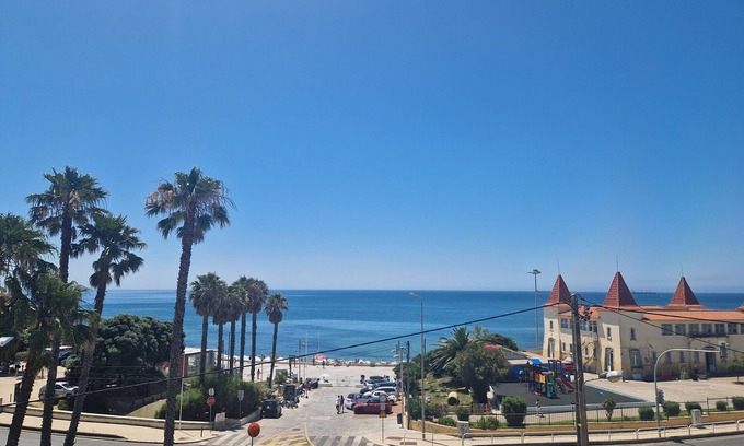 Estoril Apartamento | NEW! ESTORIL SEAFRONT 1BEDROOM APARTMENT