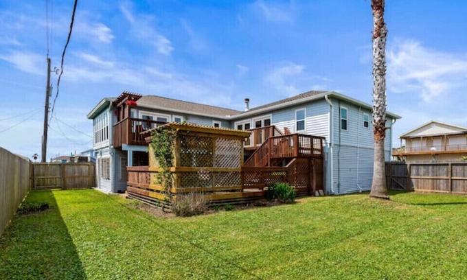 Jamaica Beach Casa | Family friendly home and retreat at Tails Up