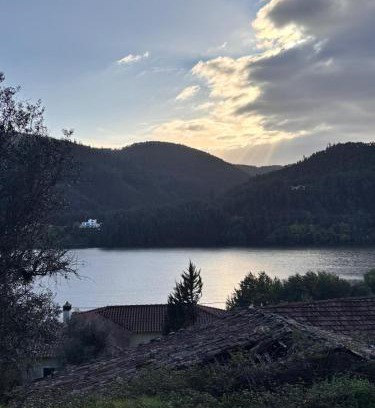 Serta Apartamento | New Flat with View over the River Zezere