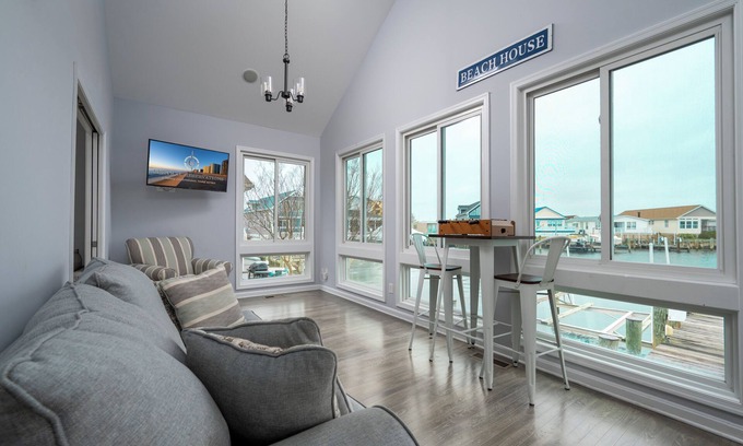 Montego Bay Casa | New For 2025! Beautiful 3 bedroom home offers comfort, style, and stunning waterfront views