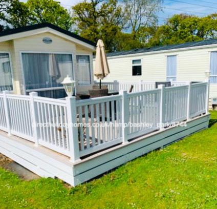 New Forest District Complejo | NEW FOREST Hoburne Bashley Holiday Park, Spacious Caravan Sycamore 201 Sleeps 6