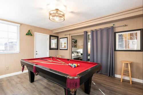 Tennyson - Alquire Casa | New Gateway to SFO - King Bed - BART 10 min walk